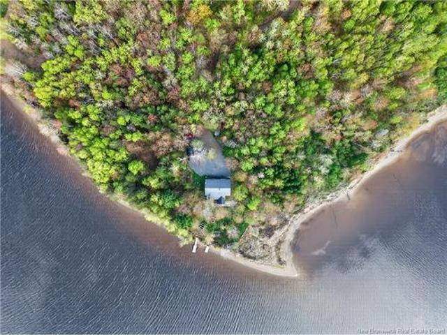 House for sale in Oak Point, New Brunswick