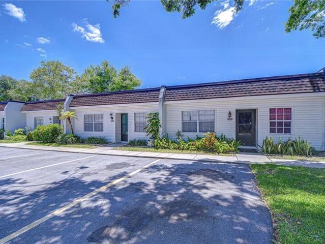 Condo for sale in Seminole, Florida