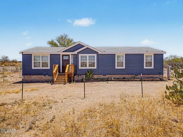 House for sale in Vail, Arizona