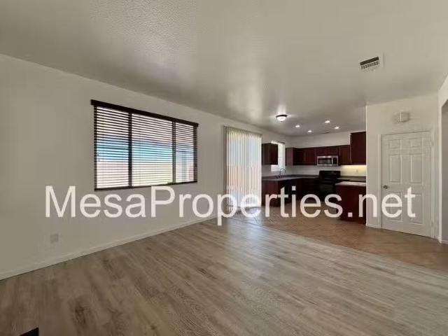 House for rent in Fontana