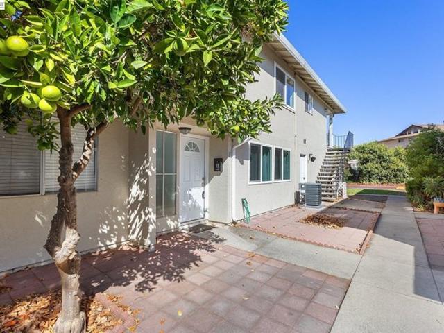 Condo for sale in Concord, Contra Costa County