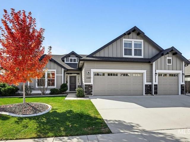 House for sale in Tustin, Meridian