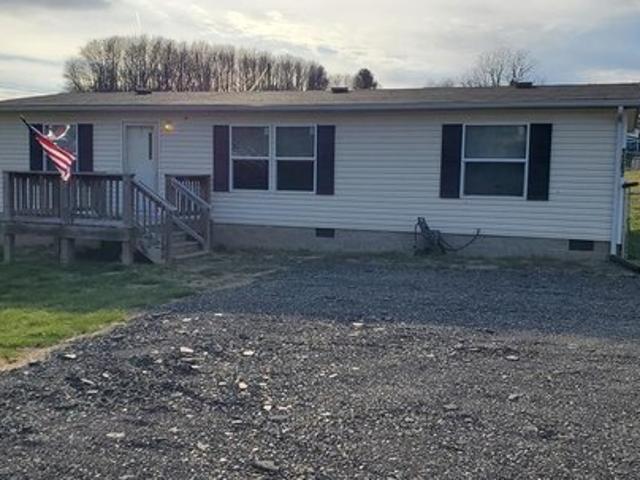 House for sale in Max Meadows, Wythe County