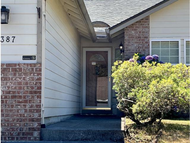 House for sale in Oregonia