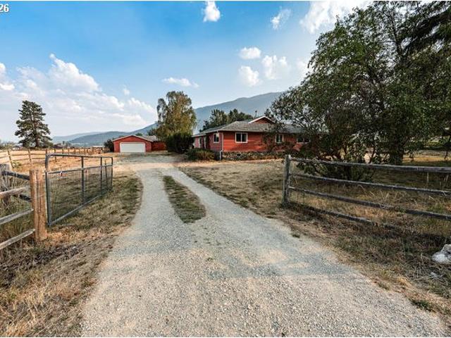 House for sale in Oregonia