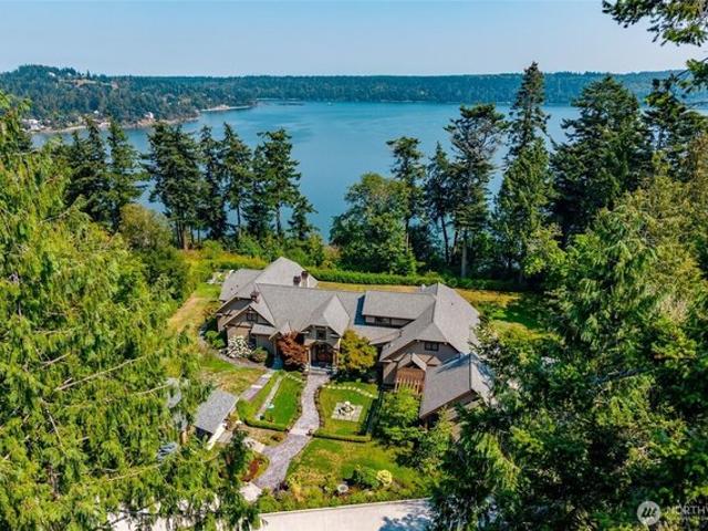 House for sale in Gibraltar, Anacortes