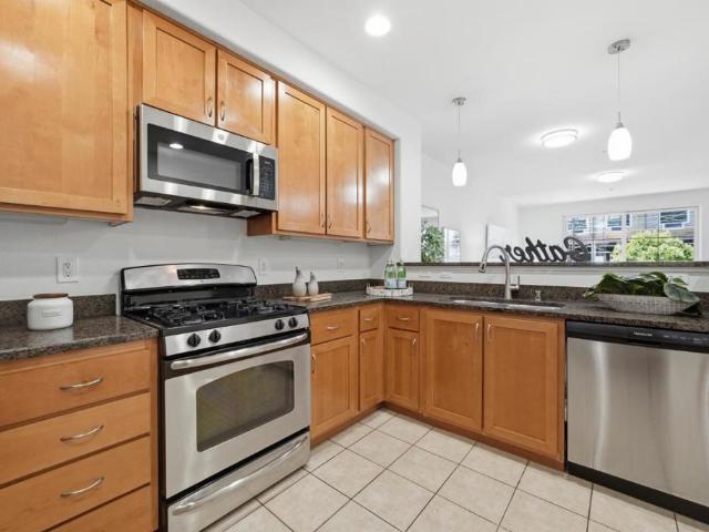 Condo for sale in San Mateo, California