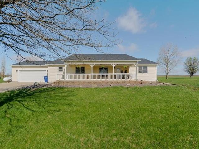 House for sale in Mansfield, Illinois