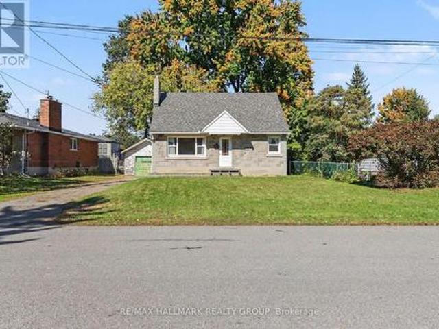 House for sale in River, Ottawa