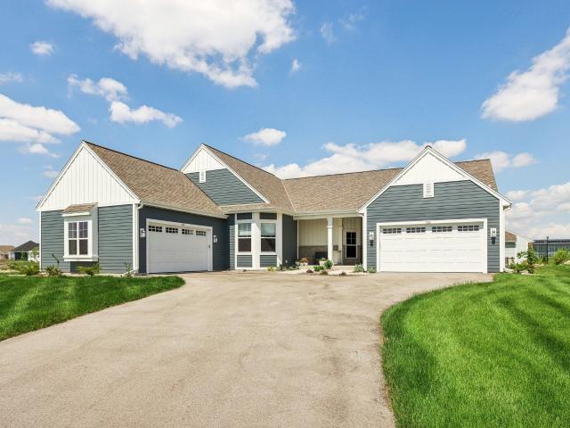 Condo for sale in Prairie Creek Ridge, Oconomowoc