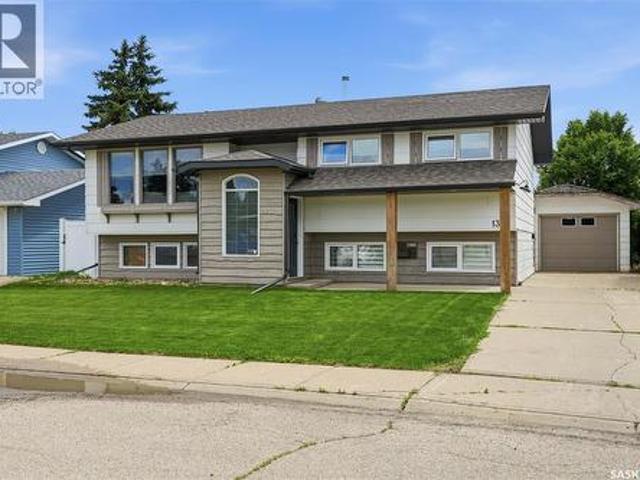 House for sale in Moose Jaw, Saskatchewan