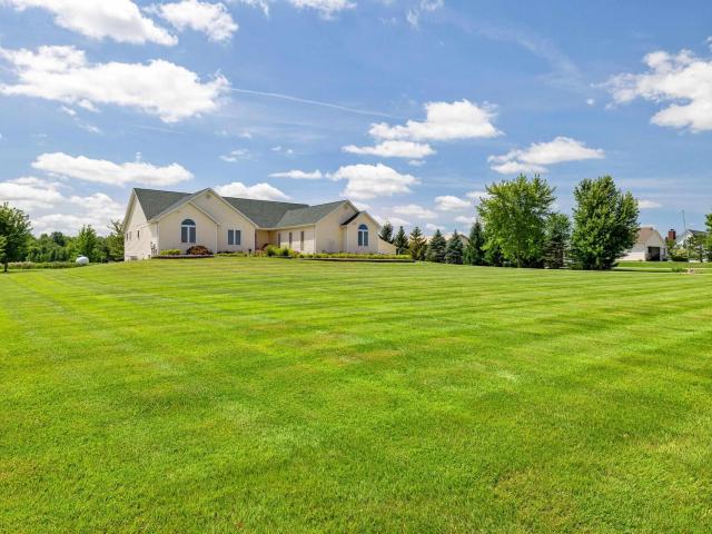 House for sale in Allenton