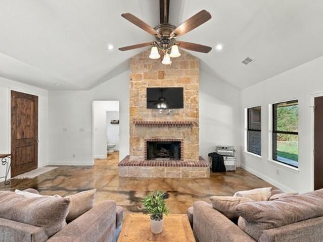 House for sale in Paradise, Wise County