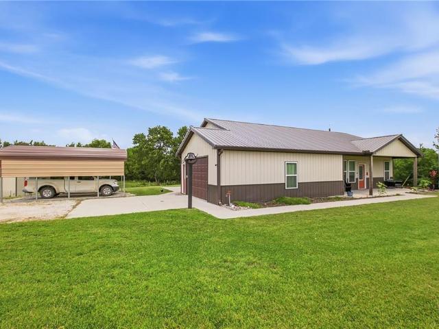 House for sale in Urich, Missouri