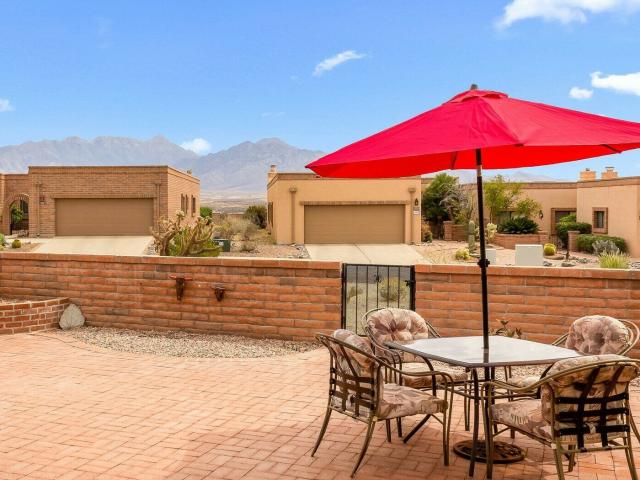 Townhouse for sale in Green Valley