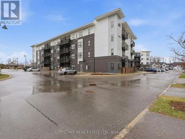 Condo for sale in Kitchener, Ontario