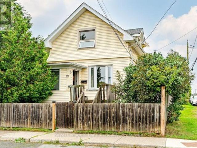 House for sale in Thunder Bay, Ontario