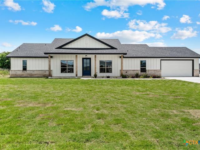 House for sale in Lorena, Texas