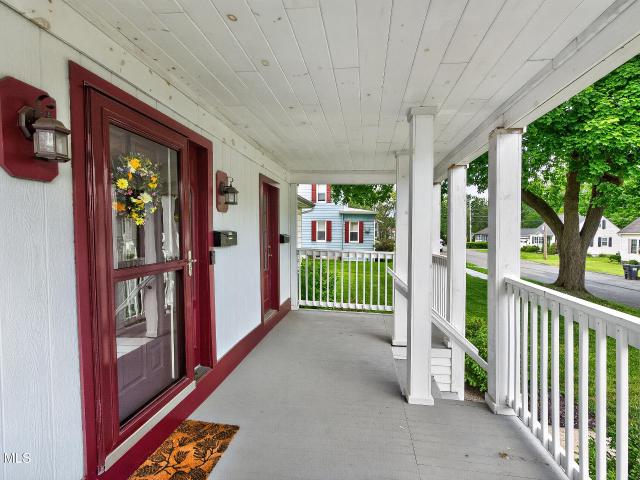 House for sale in Saratoga, New York