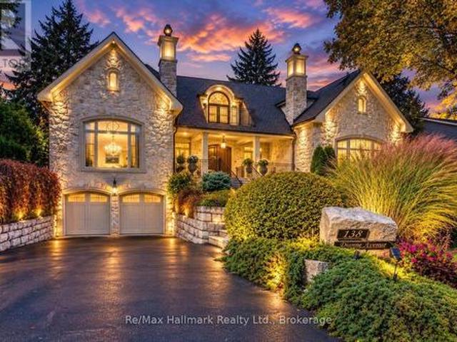 House for sale in Oakville, Ontario