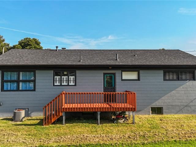 House for sale in Williamstown, Wood County