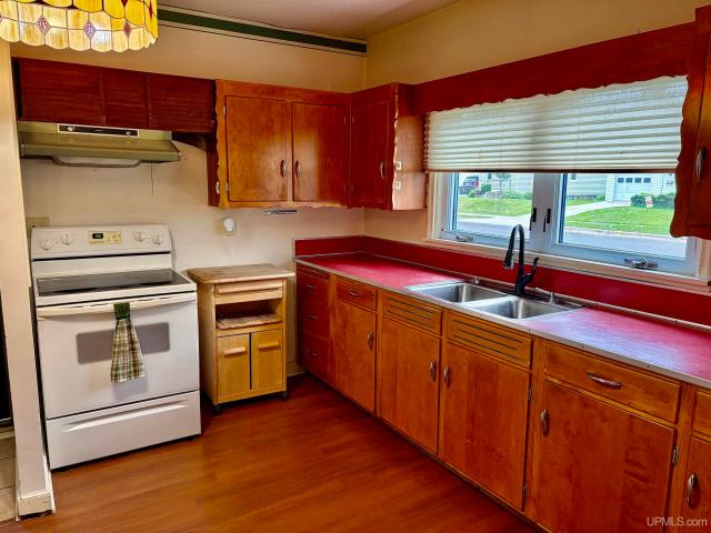 House for sale in Ironwood, Michigan