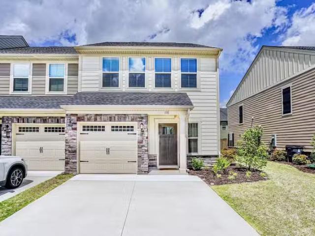 Condo for rent in Greenville