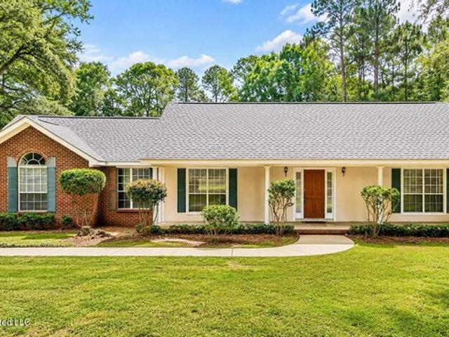 House for sale in Lucedale, Mississippi