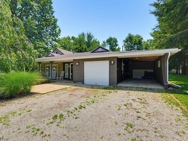 House for sale in Summit, Ohio
