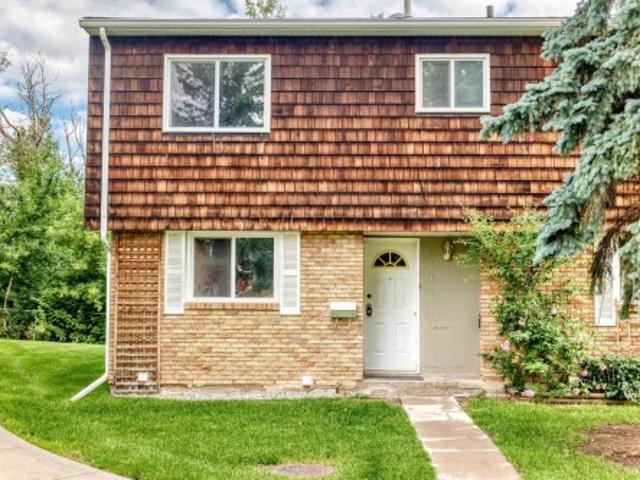 Townhouse for sale in Sherwood Park, Alberta