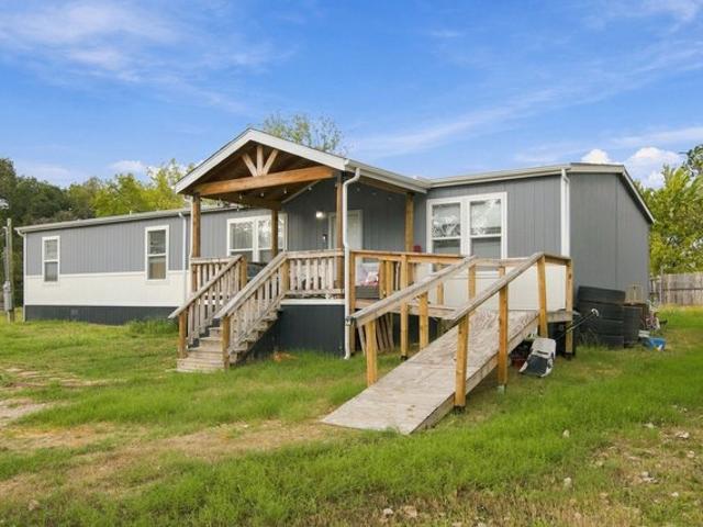 House for sale in Azle, Tarrant County