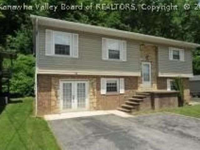 House for sale in Cabin Creek, West Virginia