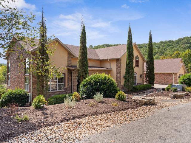 House for sale in Blue Eye, MO, Taney County