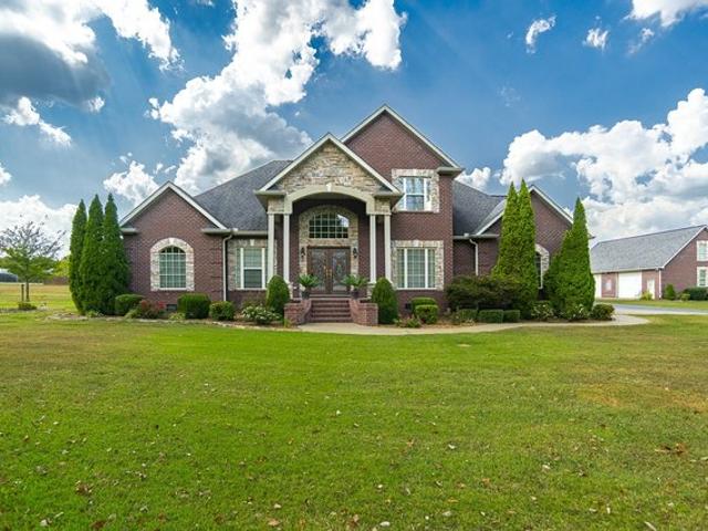 House for sale in Shelbyville, Middle Tennessee