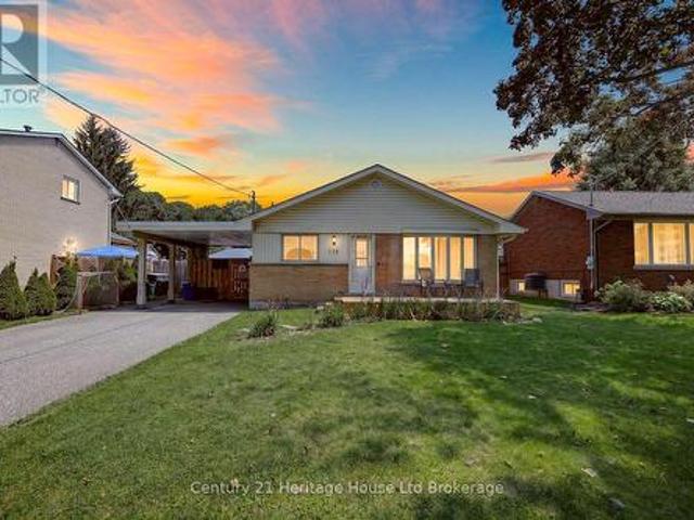 House for sale in Woodstock, Ontario