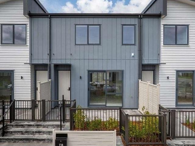 House for rent in Waiata Shores, Papakura