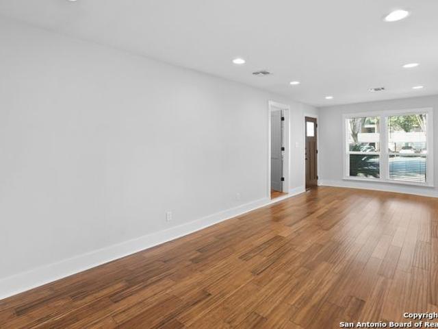 Townhouse for rent in Leesville, Texas