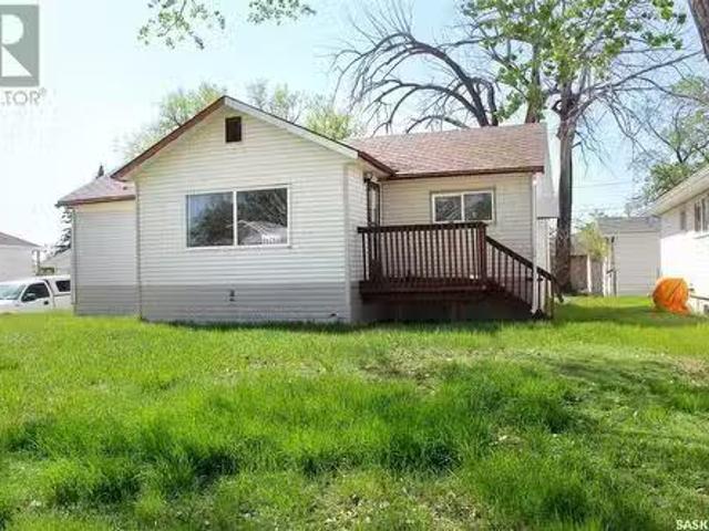 House for sale in Eastend, Saskatchewan