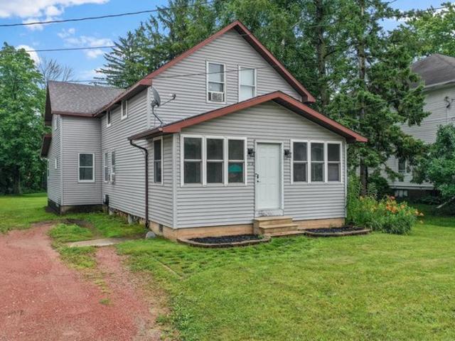 House for sale in Pulaski, Wisconsin