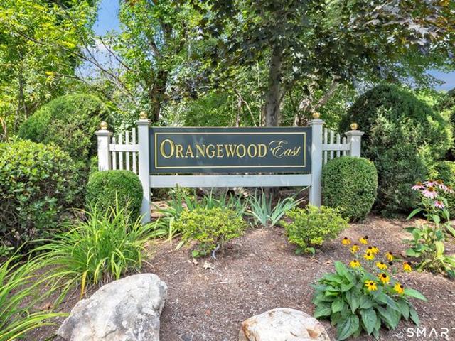 Townhouse for sale in Derby, Connecticut
