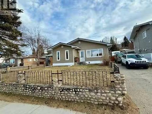 House for sale in Alberta