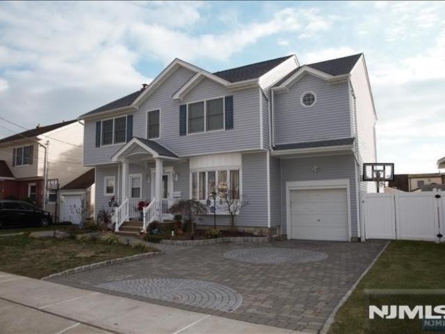House for sale in Saddle Brook, Bergen County