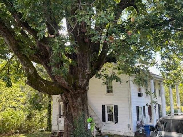 House for sale in Stearns, Kentucky