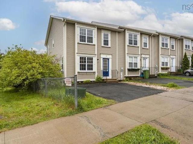 House for sale in Kearney Lake Park, Halifax
