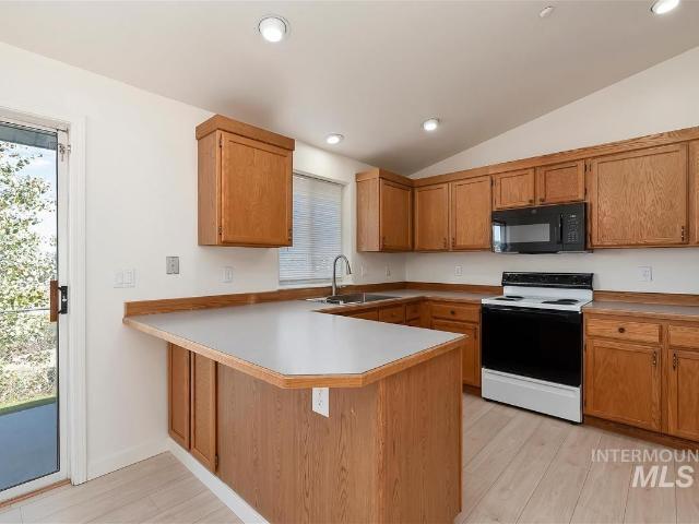 House for sale in Willow Creek Heights, Meridian