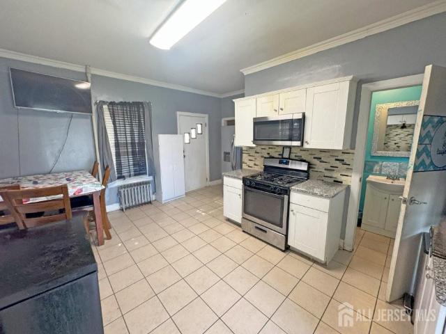 House for sale in Sayreville, New Jersey