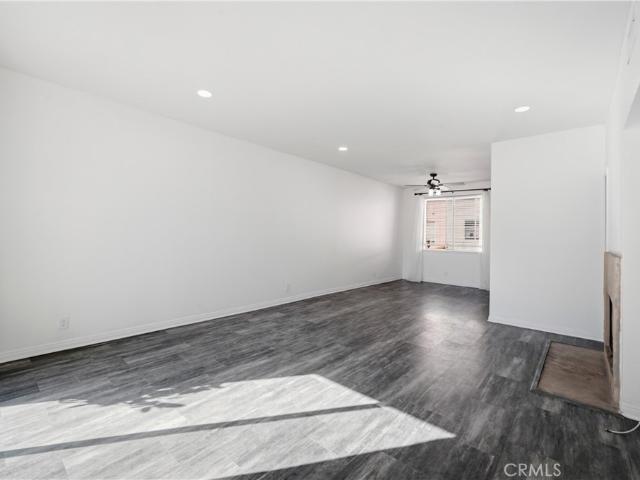 Townhouse for sale in Sylmar Neighborhood Council District, Canoga Park