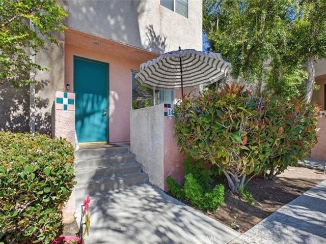 Townhouse for sale in Sylmar Neighborhood Council District, Canoga Park