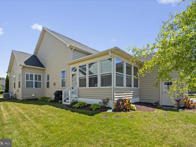 Townhouse for sale in Solomons, Maryland