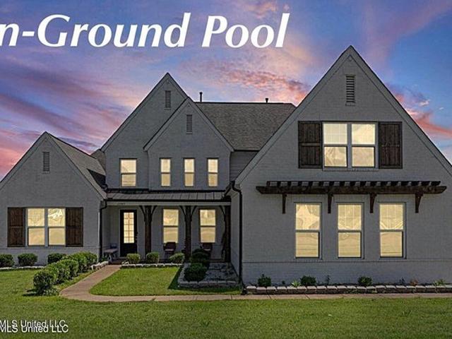 House for sale in Nesbit, Mississippi